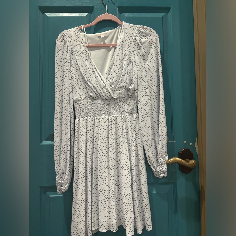 Dillards Gb girls white dress with blue spots long sleeve wrap around size small